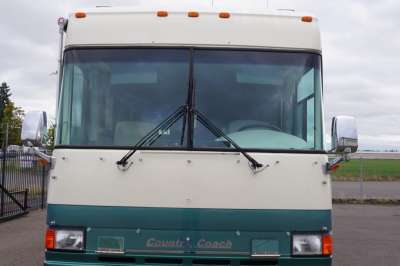 Addtional photo of 1998 INTRIGUE GARNET 32'