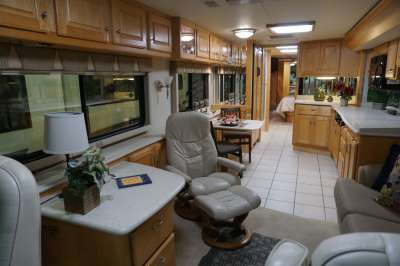 Addtional photo of 2003 ALLURE Cascade 40'