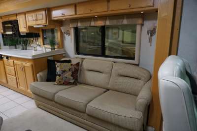 Addtional photo of 2003 ALLURE Cascade 40'