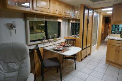 Addtional photo of 2003 ALLURE Cascade 40'