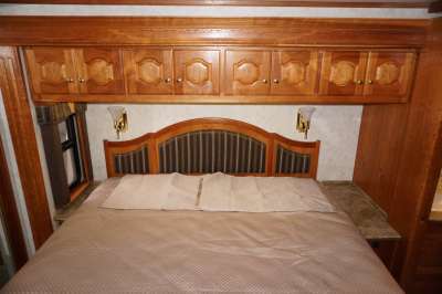 Addtional photo of 2006 INTRIGUE OVATION 42'