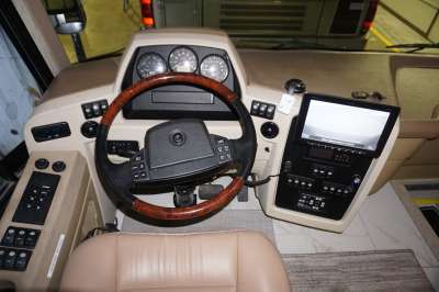 Addtional photo of 2006 INTRIGUE OVATION 42'