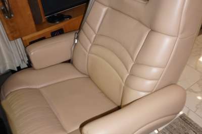 Addtional photo of 2006 INTRIGUE OVATION 42'