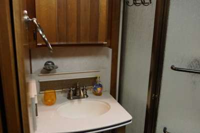 Addtional photo of 2005 SAFARI GAZELLE 40'