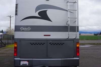 Addtional photo of 2005 SAFARI GAZELLE 40'