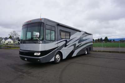 Addtional photo of 2005 SAFARI GAZELLE 40'