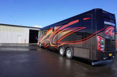 Addtional photo of 2017 ENTERGA ANTHEM 44B