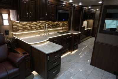 Addtional photo of 2017 ENTERGA ANTHEM 44B