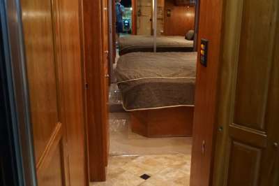 Addtional photo of 2009 INTRIGUE OVATION 42'