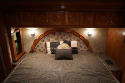 Addtional photo of 2009 INTRIGUE OVATION 42'
