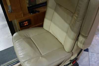 Addtional photo of 2009 INTRIGUE OVATION 42'