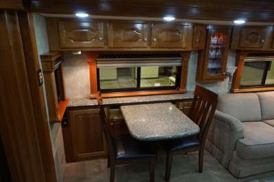 Addtional photo of 2009 INTRIGUE OVATION 42'