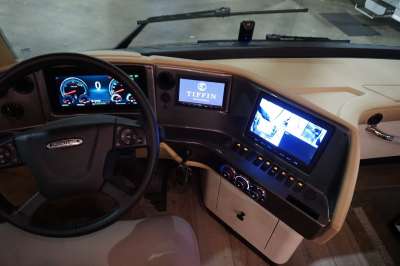 Addtional photo of 2023 TIFFIN PHAETON 37BH