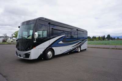 Addtional photo of 2023 TIFFIN PHAETON 37BH