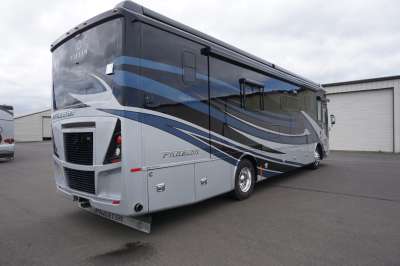 Addtional photo of 2023 TIFFIN PHAETON 37BH