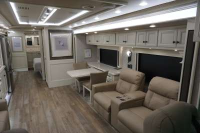 Addtional photo of 2023 TIFFIN PHAETON 37BH