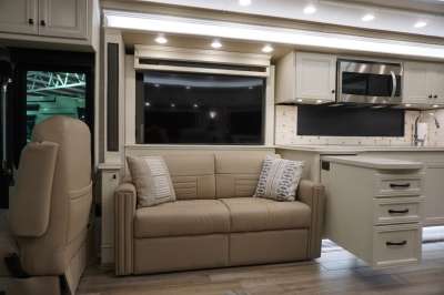 Addtional photo of 2023 TIFFIN PHAETON 37BH