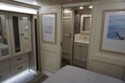 Addtional photo of 2023 TIFFIN PHAETON 37BH