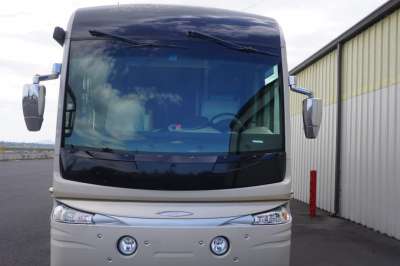 Addtional photo of 2007 American Coach Revolution 40'