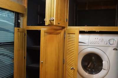 Addtional photo of 2007 American Coach Revolution 40'