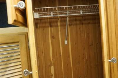 Addtional photo of 2007 American Coach Revolution 40'